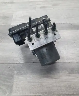 Land Rover Discovery 4 - LR4 ABS Pump CH322C405AD 0265236450 11093061922