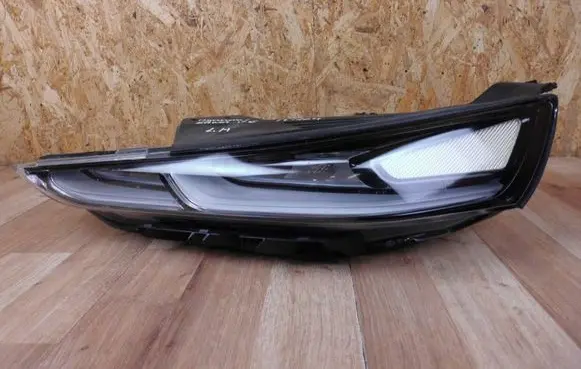 Hyundai Santa Fe LED Daytime headlight 92207S1000