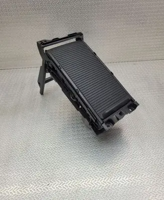 Volvo V40 Cross country Cup holder front 08632777