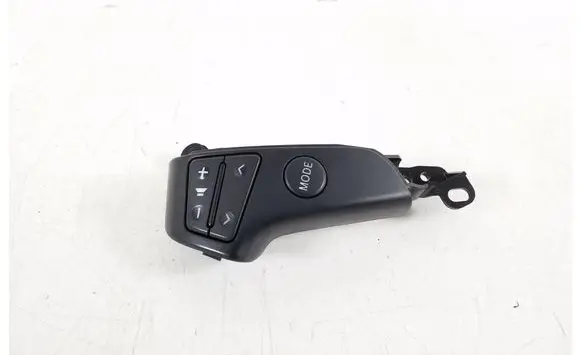 Steering wheel buttons/switches