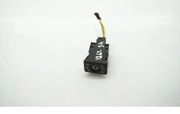 Volkswagen Sharan AUX in-socket connector 5M0035724