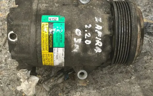 Opel Zafira A Air conditioning (A/C) compressor (pump)