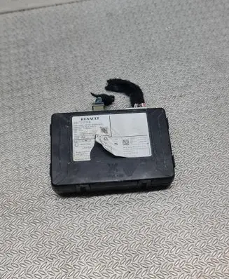 Renault Clio IV Phone control unit/module 282759718R 51986234 10R0412841