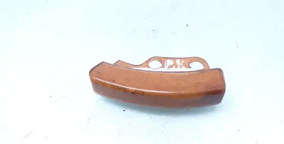 Dashboard glove box trim