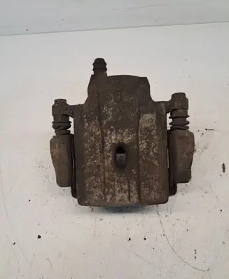 Toyota Prius (NHW20) Front brake caliper