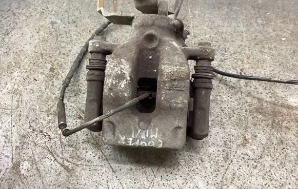 Rear brake caliper