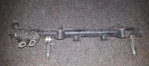 Volkswagen Polo III 6N 6N2 6NF Fuel main line pipe 030133319g 030906031e