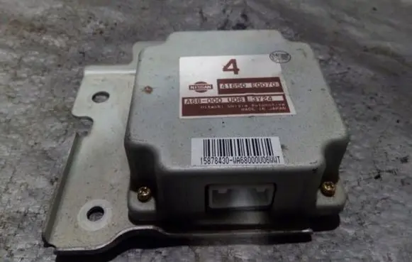 Nissan X-Trail T30 Airbag control unit/module 41650EQ070