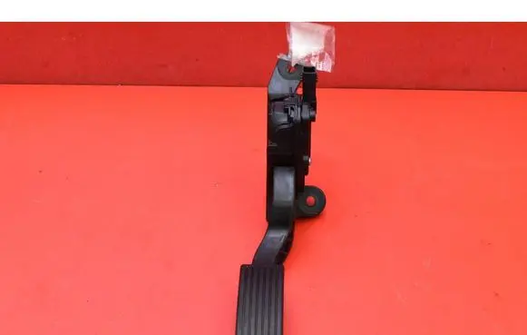 KIA Rio Accelerator throttle pedal