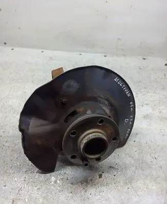 Volkswagen Multivan T5 Front wheel hub