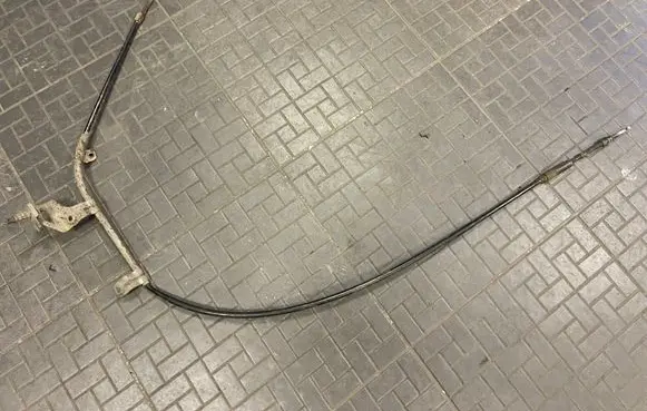 Volkswagen PASSAT B5 Handbrake/parking brake wiring cable 3b0609722k