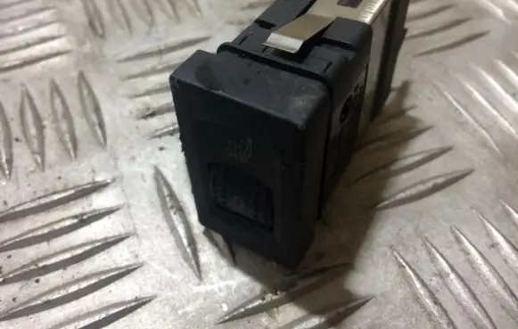 Volkswagen PASSAT B5 Seat heating switch 3B0963564C