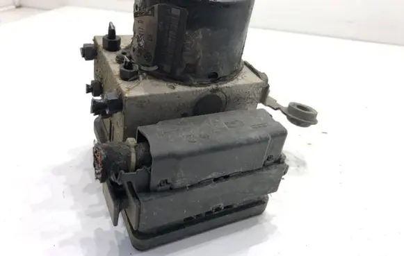 Seat Toledo II (1M) ABS Pump 1C0907379K