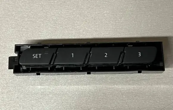 Volkswagen Touareg II Seat memory switch 7P2959769B