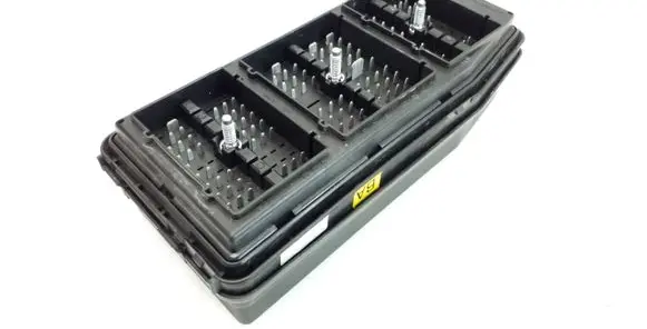 Opel Antara Fuse module