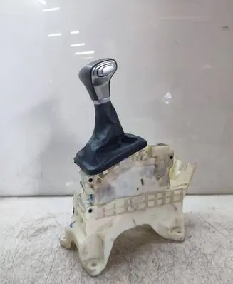 KIA Sportage Gear shifter/selector 46700D3XXX