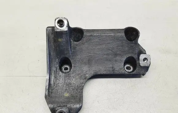 BMW 1 E81 E87 A/C compressor mount bracket 7505980