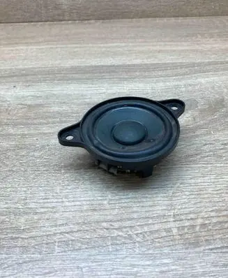 Mercedes-Benz E W211 Panel speaker A2118203002