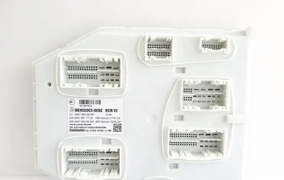 Mercedes-Benz Sprinter W907 W910 Comfort/convenience module A9079000806 A9079017702 A9079025204