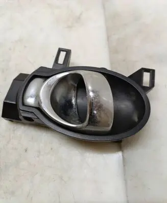 Nissan Juke I F15 Front door interior handle 806701HB0B
