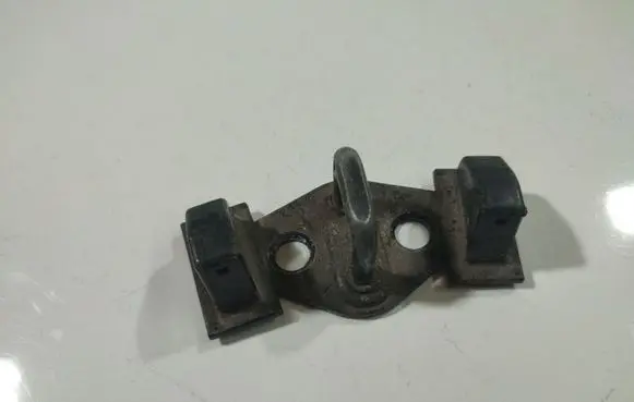 Hyundai i30 Rear door lock loop/hook striker 