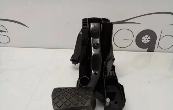 Volkswagen Tiguan Brake pedal 5Q1723058 762135154165 762329149218