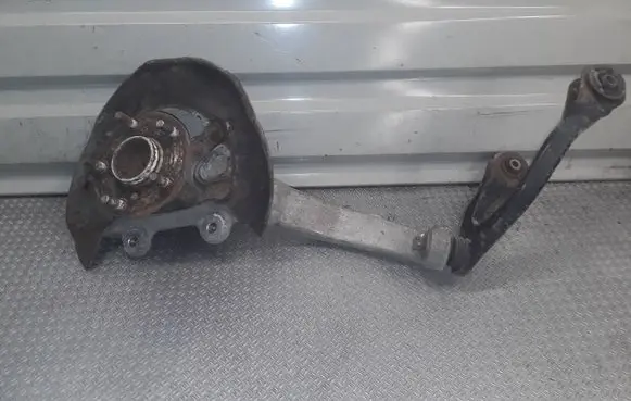 Lexus IS 220D-250-350 Front wheel hub spindle knuckle 