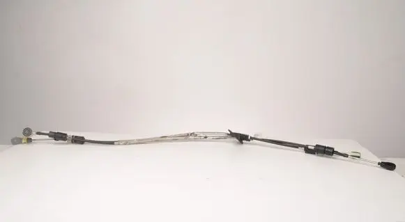 Volvo V40 Gear shift cable linkage 31437378