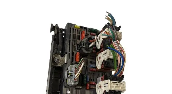 Peugeot 308 BSM Control unit 9807028880 29228165