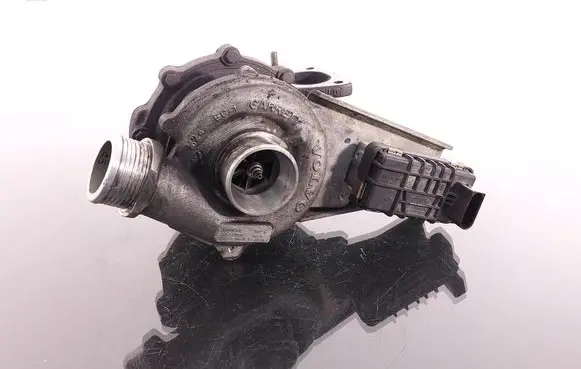 Volvo S60 Turbo 30757080