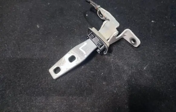BMW X3 F25 Tailgate/trunk/boot hinge 41627298703 41627311231 41627463365