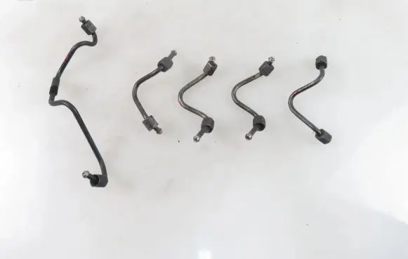Mercedes-Benz E AMG W210 Fuel injector supply line/pipe 