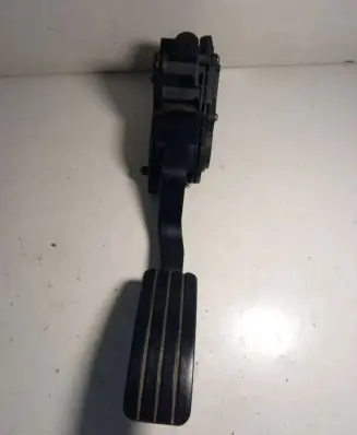 Renault Laguna III Accelerator throttle pedal 180050003R 0280755087