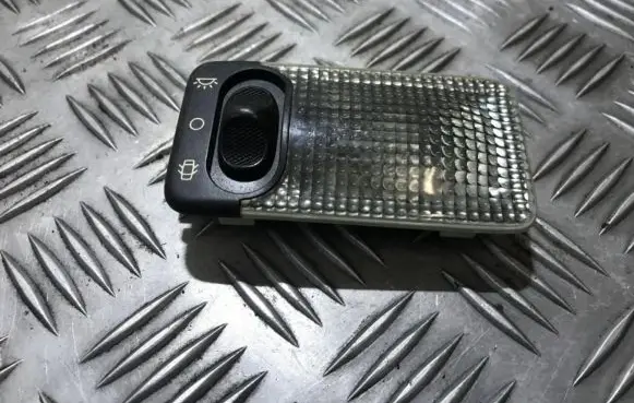 Peugeot 406 Rear seat light