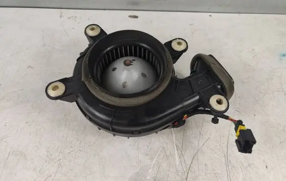 Heater fan/blower