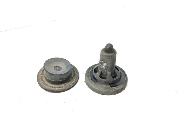 Dacia Lodgy Rear coil spring rubber mount 555230306R