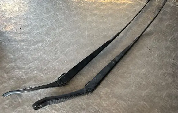 Citroen DS4 Windshield/front glass wiper blade 9687490380 9687494480