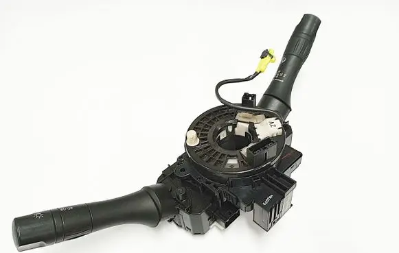 Renault Koleos I Tailgate/trunk/boot open switch 