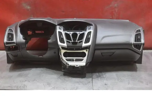 Ford Focus Dashboard 
