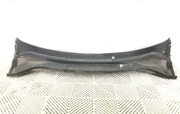 Ford Escape IV Wiper trim LJ6BS02216AFW