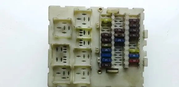 Ford Focus Fuse box set 518234901 98AG14A073AH