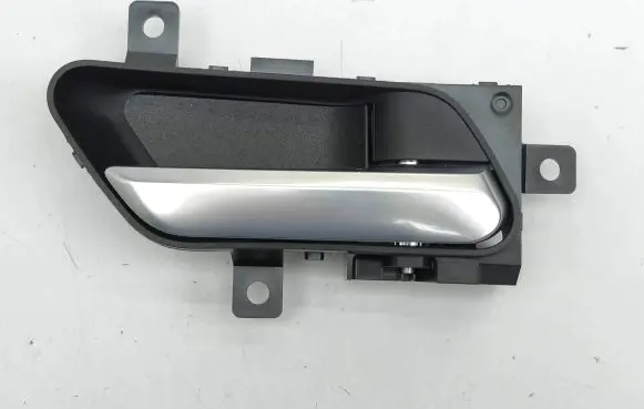 Nissan Qashqai J12 Rear door interior handle 806706UA0A