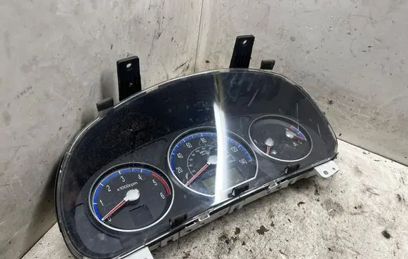 Hyundai Santa Fe Speedometer (instrument cluster) 1164200070