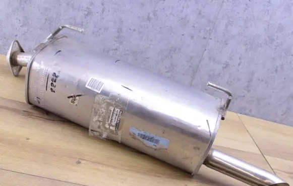 Nissan Versa Rear muffler/silencer tail pipe 20100-ZR81A