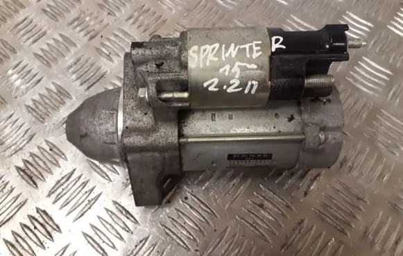Mercedes-Benz Sprinter W906 Starter motor A6519060026 4280005511