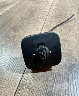 Mercedes-Benz S W220 Seat control switch 2208000878