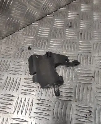 Peugeot Partner Other engine bay part 9804047180