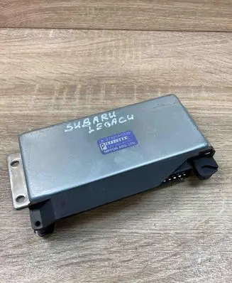 Subaru Legacy ABS control unit/module 27521AC030 P5710891