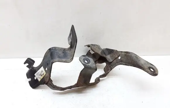 Volvo V70 Power steering pump mounting bracket 31317375