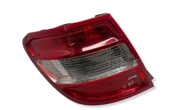 Mercedes-Benz C W204 Rear/tail lights 2048203564